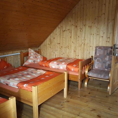 Pod Piramida Ługniany Exterior foto